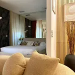 Intomilan I Elegant In Duomo Апартаменты