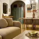 Intomilan I Elegant In Duomo Апартаменты